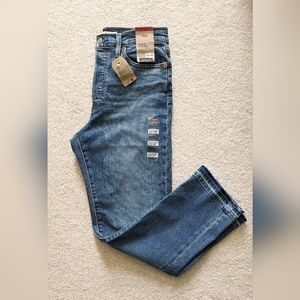 Levi's Wedgie Straight Jeans